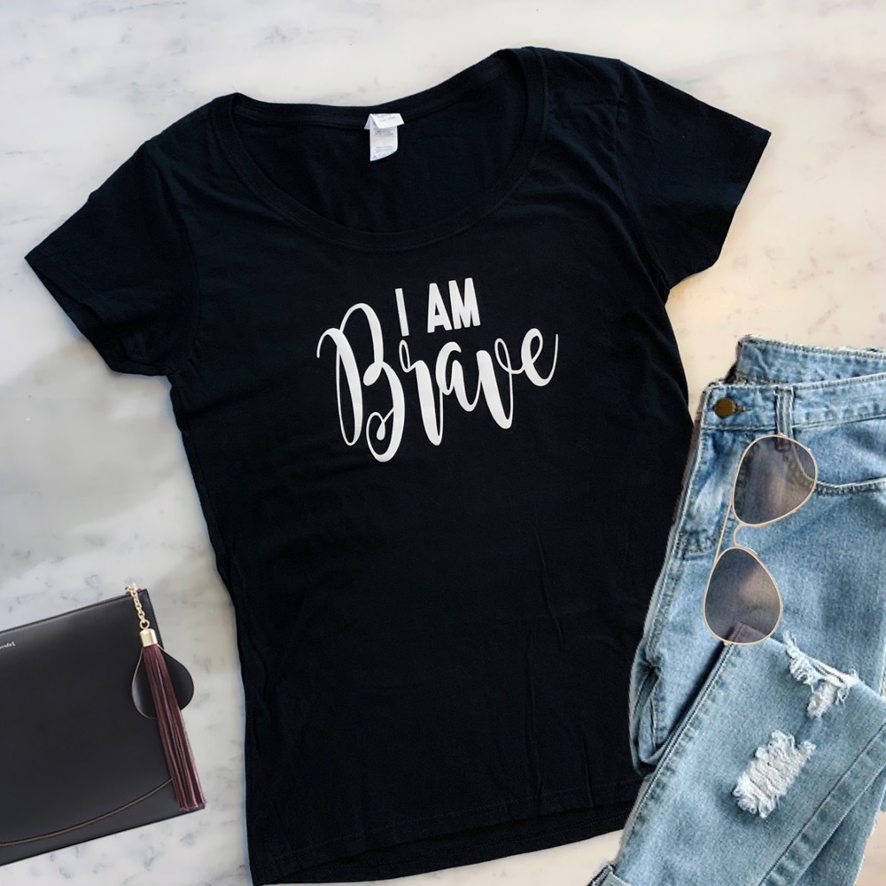 I Am Brave T Shirt - Picture 2 of 12